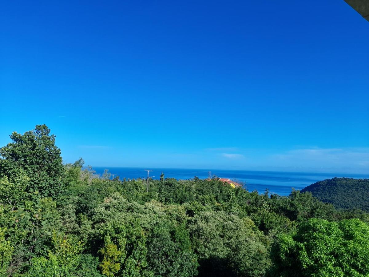 Eden Crest Villa Anse La Raye Esterno foto
