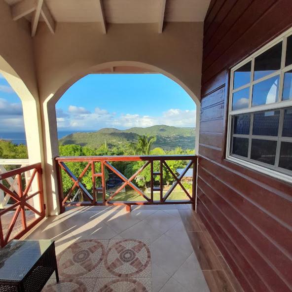 Eden Crest Villa Anse La Raye Esterno foto