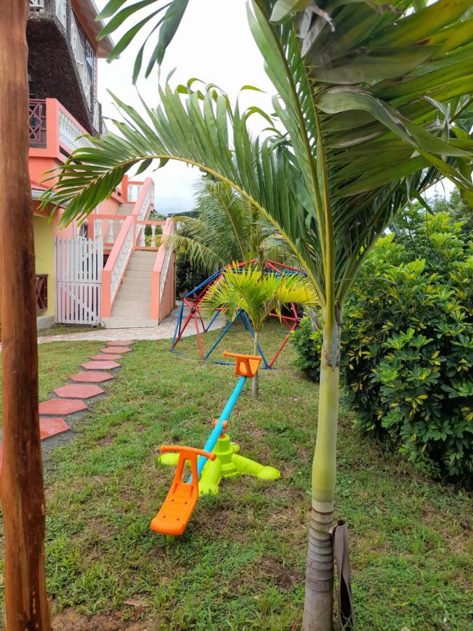 Eden Crest Villa Anse La Raye Esterno foto