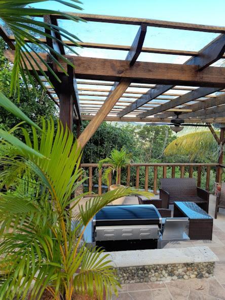 Eden Crest Villa Anse La Raye Esterno foto